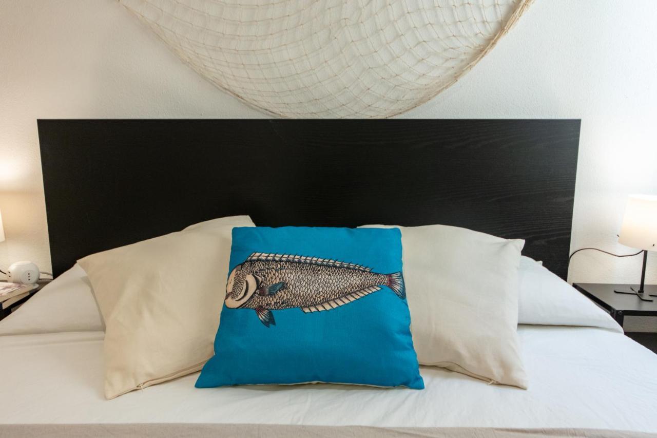 Lele'S Rooms Cagliari Ngoại thất bức ảnh