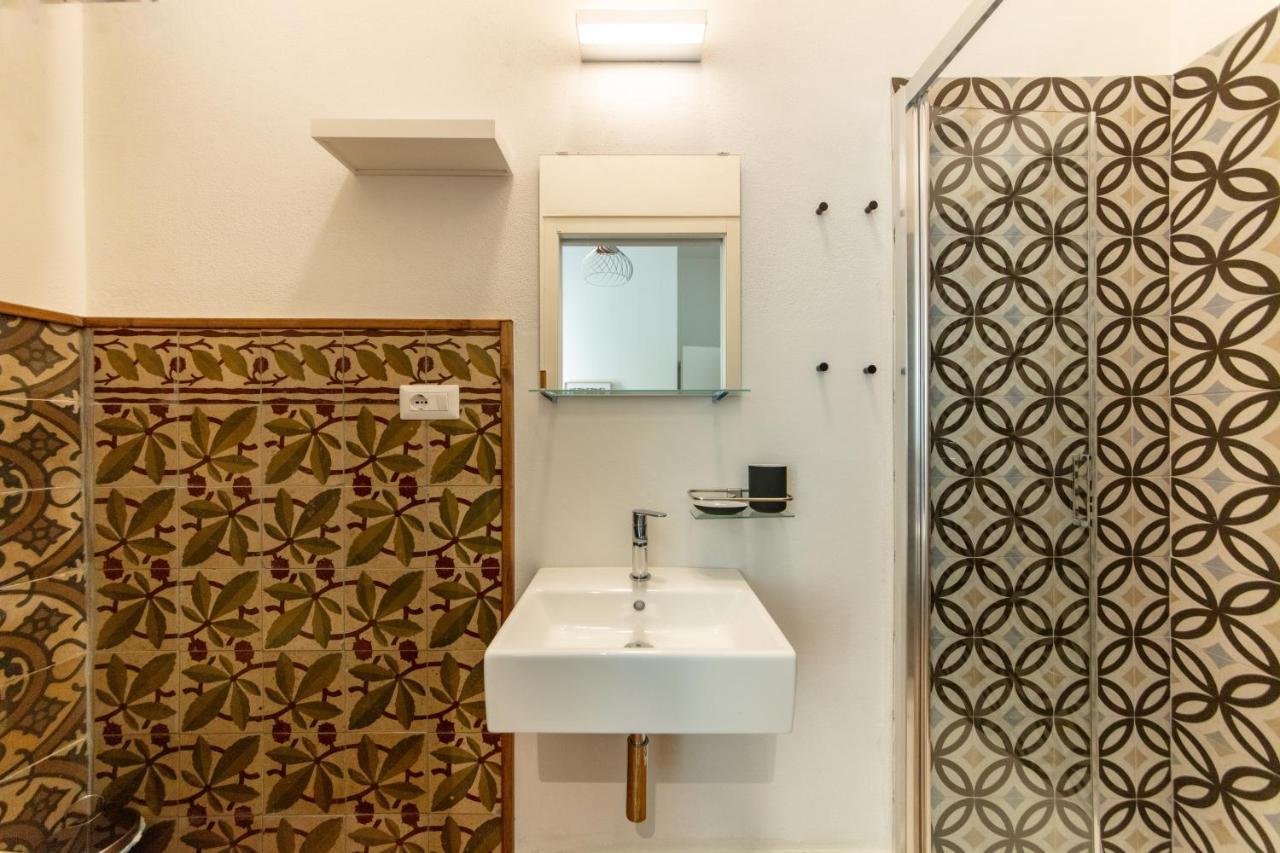 Lele'S Rooms Cagliari Ngoại thất bức ảnh