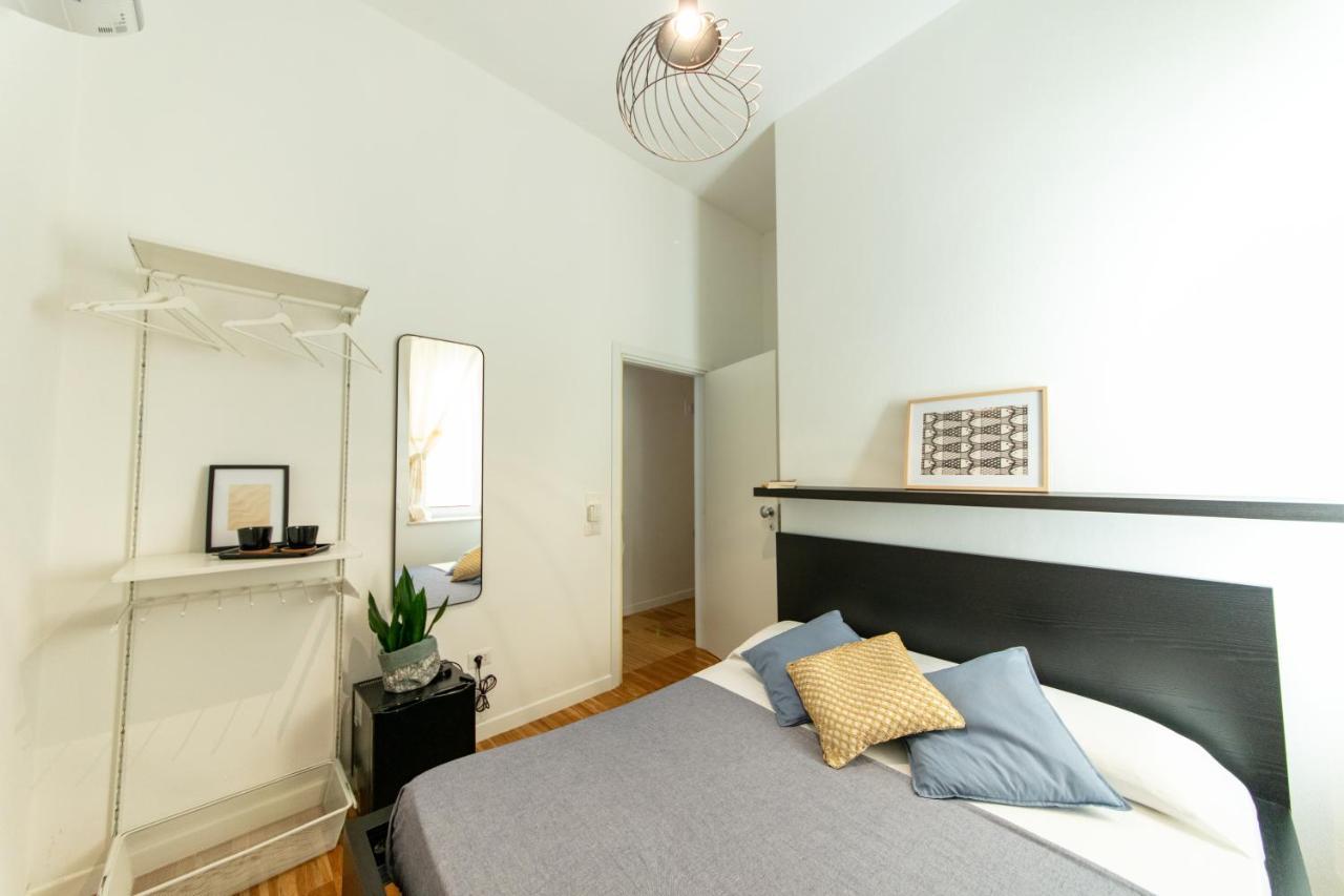 Lele'S Rooms Cagliari Ngoại thất bức ảnh
