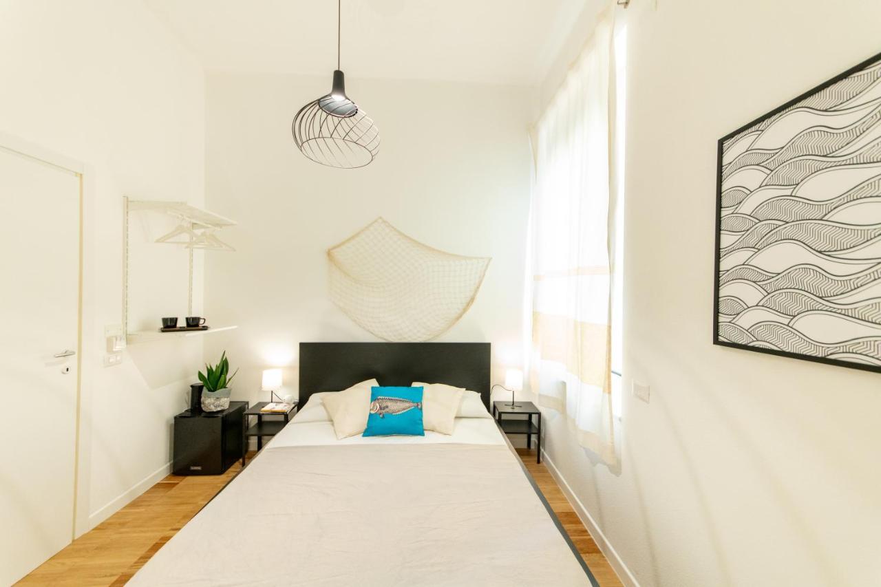 Lele'S Rooms Cagliari Ngoại thất bức ảnh